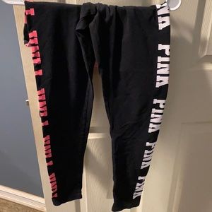VS yoga pants